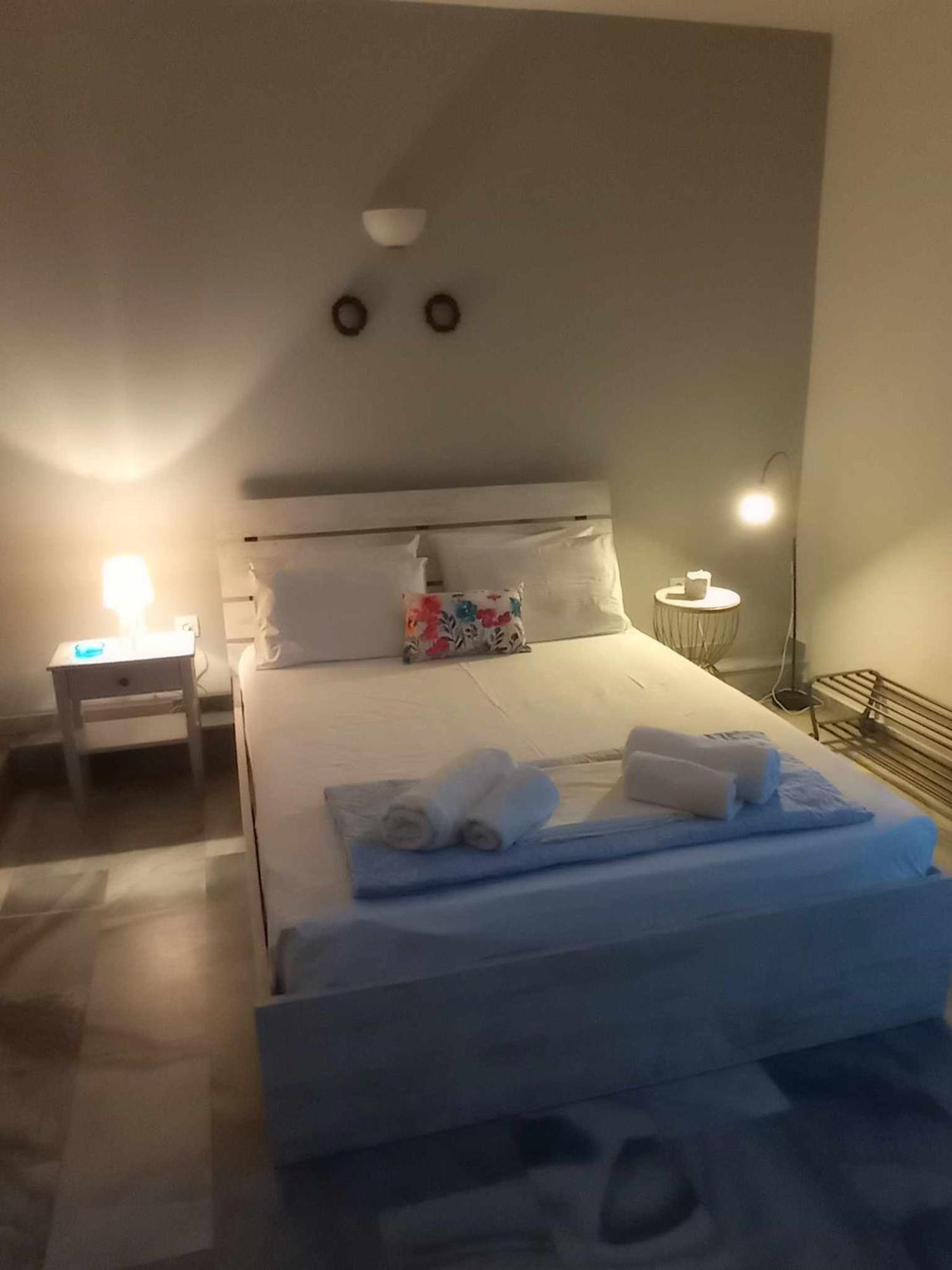 Kantouni Guest House By The Sea Баці Номер фото