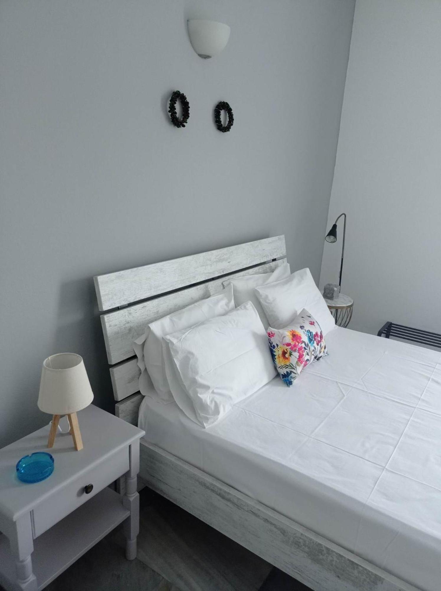 Kantouni Guest House By The Sea Баці Номер фото